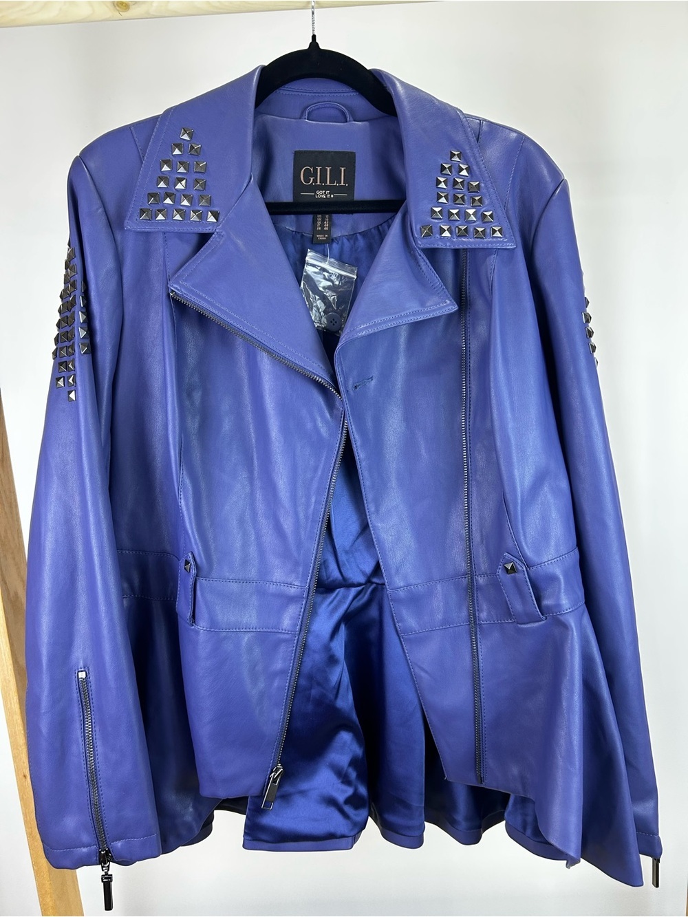 NWOT G.I.L.I. Women's Violet Studded Faux Leather Moto Jacket